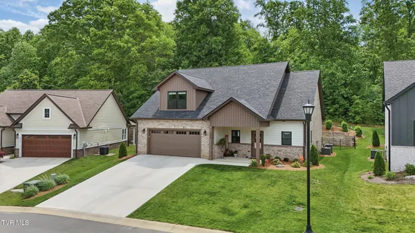 $559,900 | 235 Winston Place, Johnson City, TN 37615