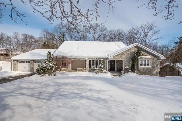 $659,888 | 69 Buena Vista Drive, Ringwood, NJ 07456