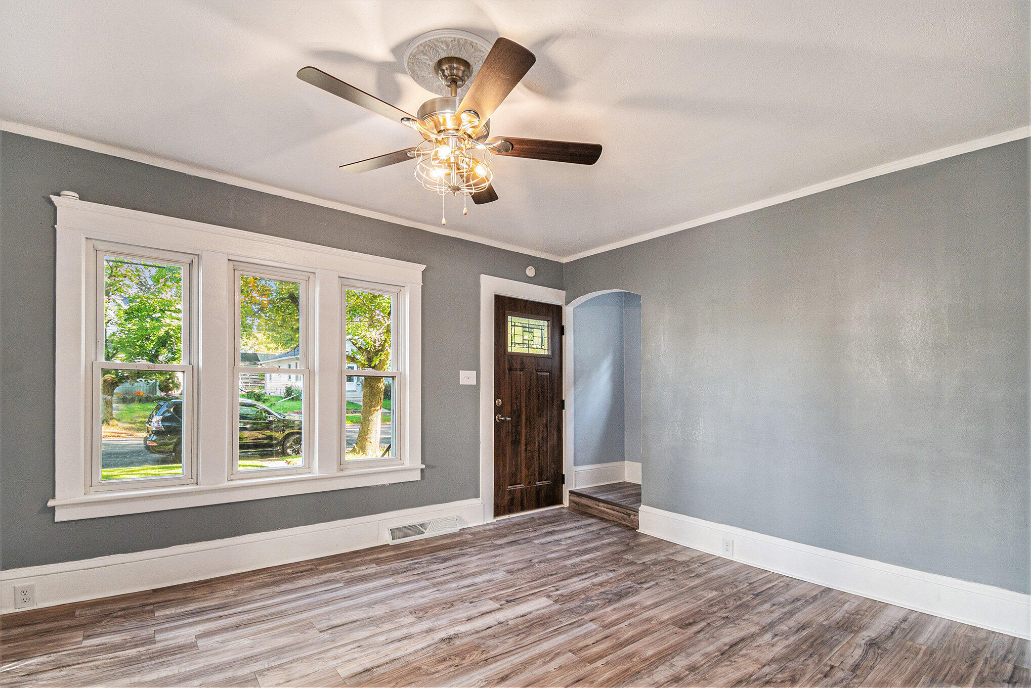 769 Randolph Street Jackson, MI 49203 - Photo 3 of 27 006__ndp9838_324