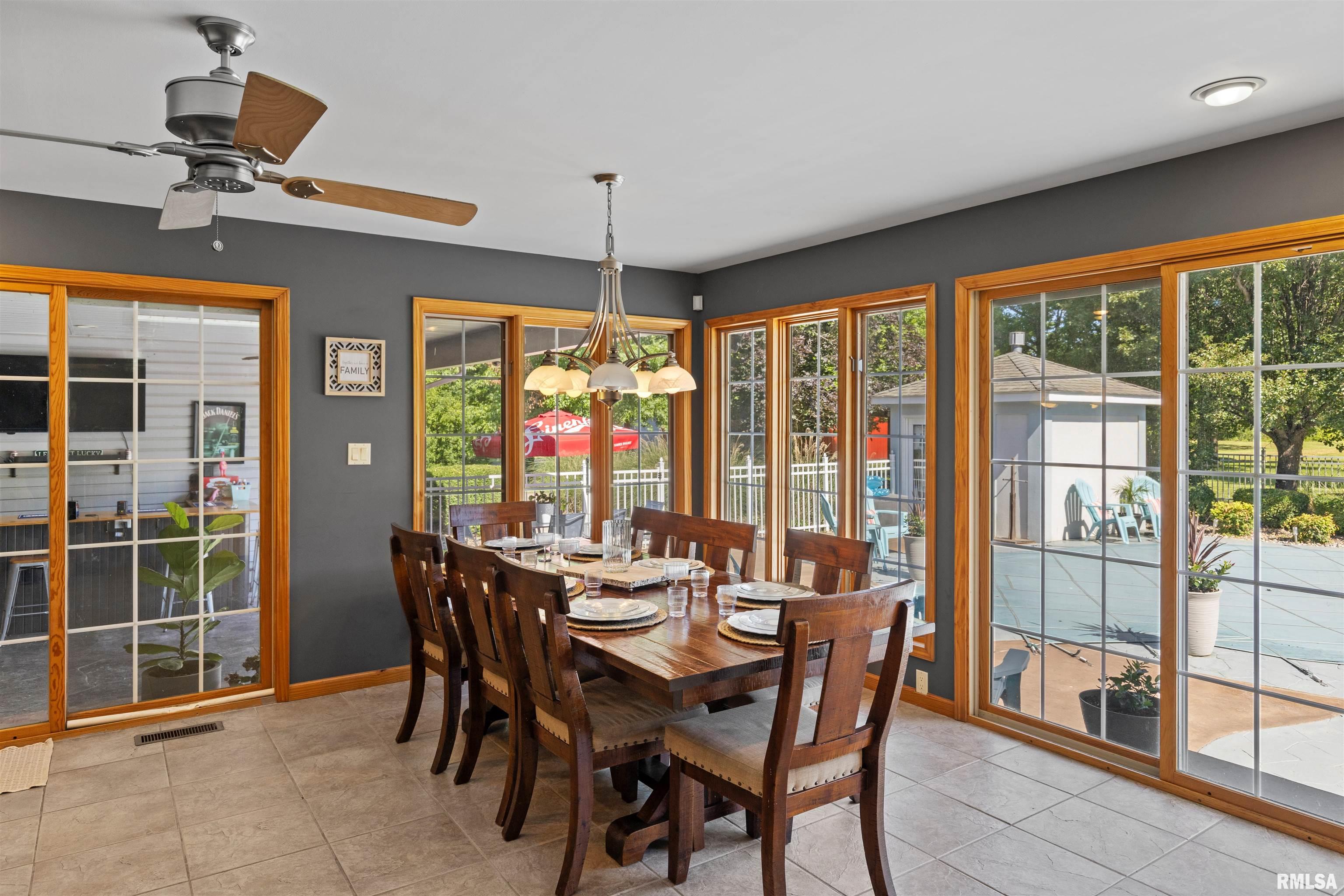 13431 South County Line Road West Frankfort, IL 62896 - Photo 11 of 52 Gallery Image 11