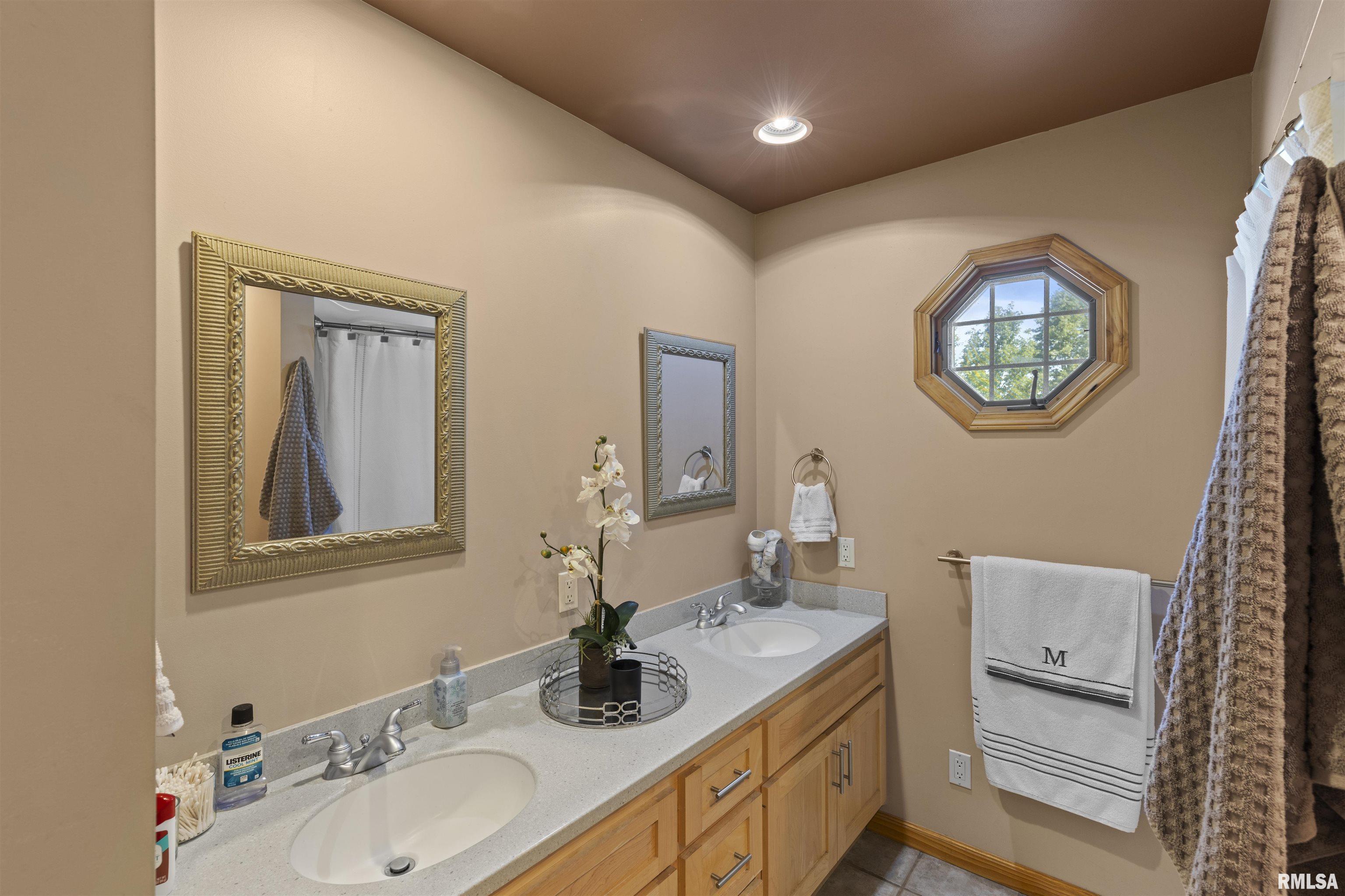 13431 South County Line Road West Frankfort, IL 62896 - Photo 24 of 52 Gallery Image 24