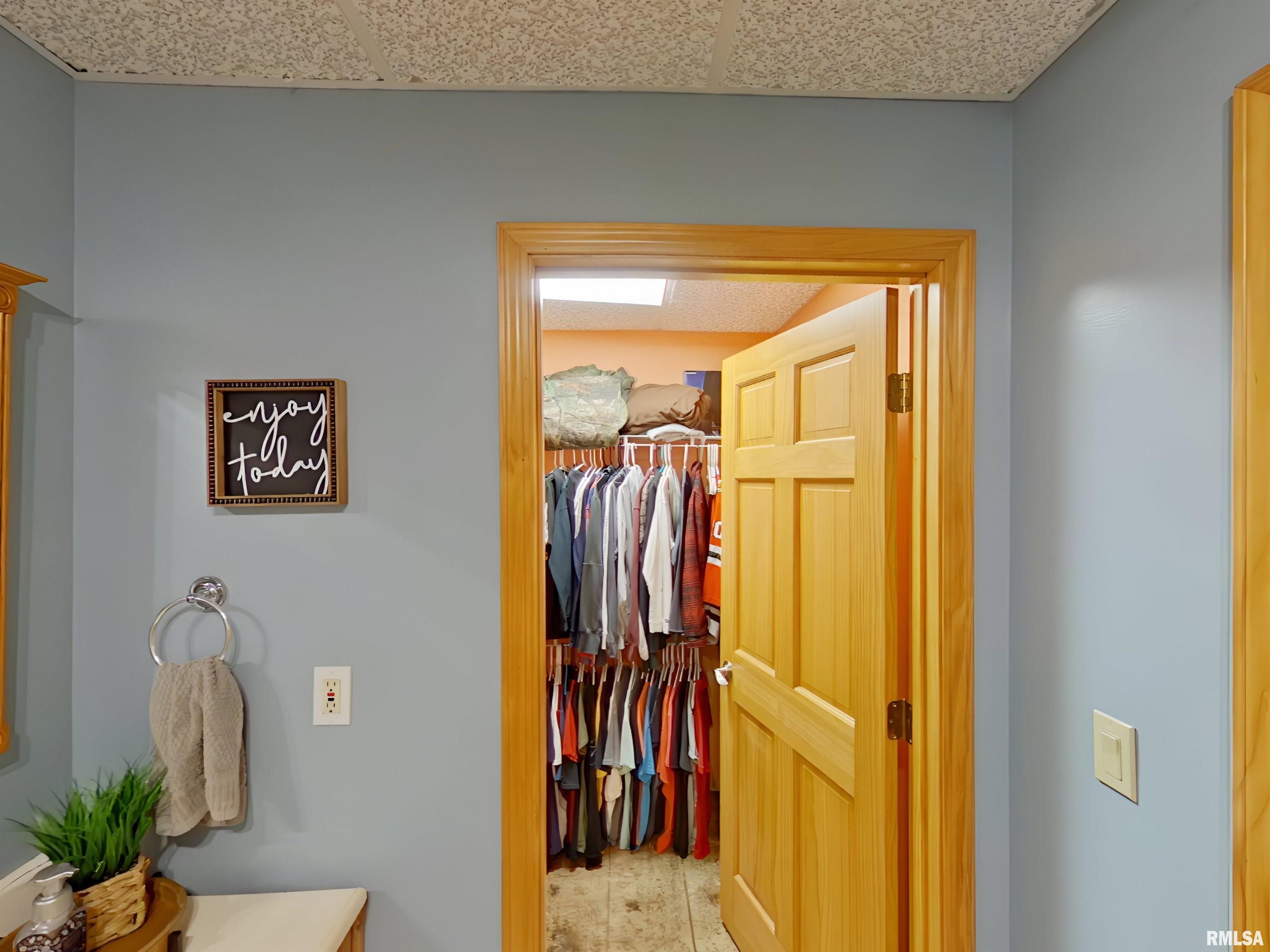 13431 South County Line Road West Frankfort, IL 62896 - Photo 32 of 52 Gallery Image 32