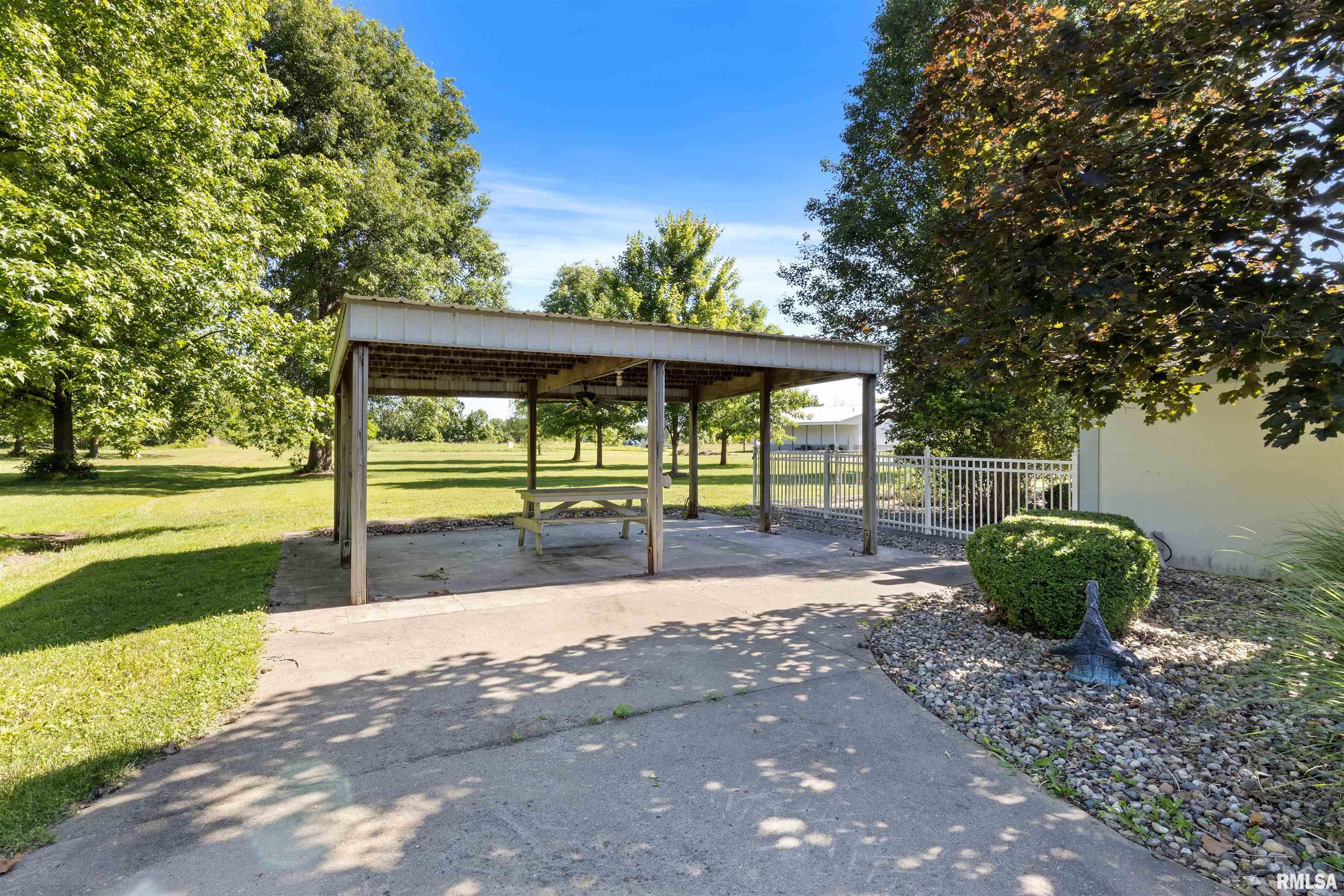 13431 South County Line Road West Frankfort, IL 62896 - Photo 42 of 52 Gallery Image 42