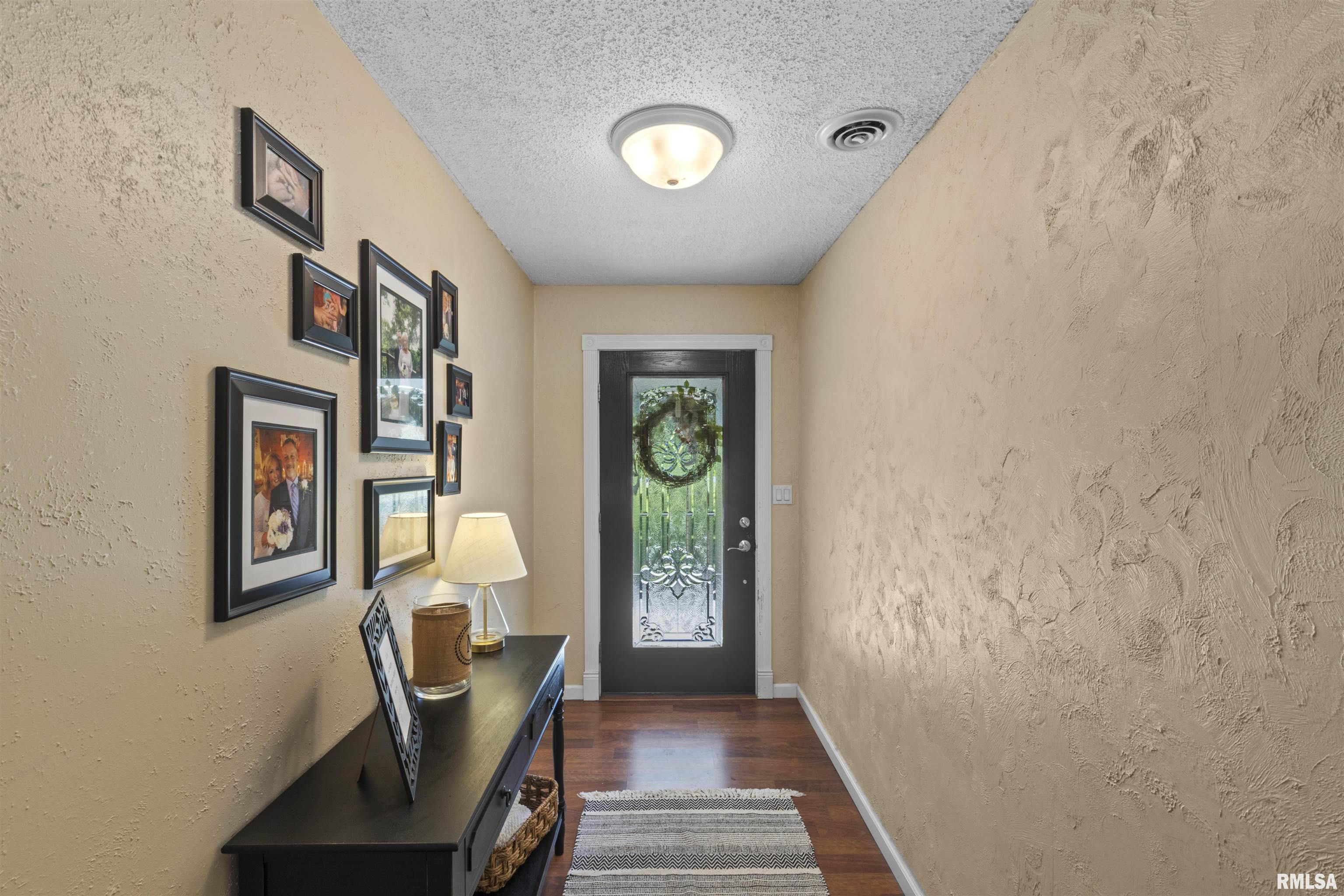 13431 South County Line Road West Frankfort, IL 62896 - Photo 5 of 52 Gallery Image 5
