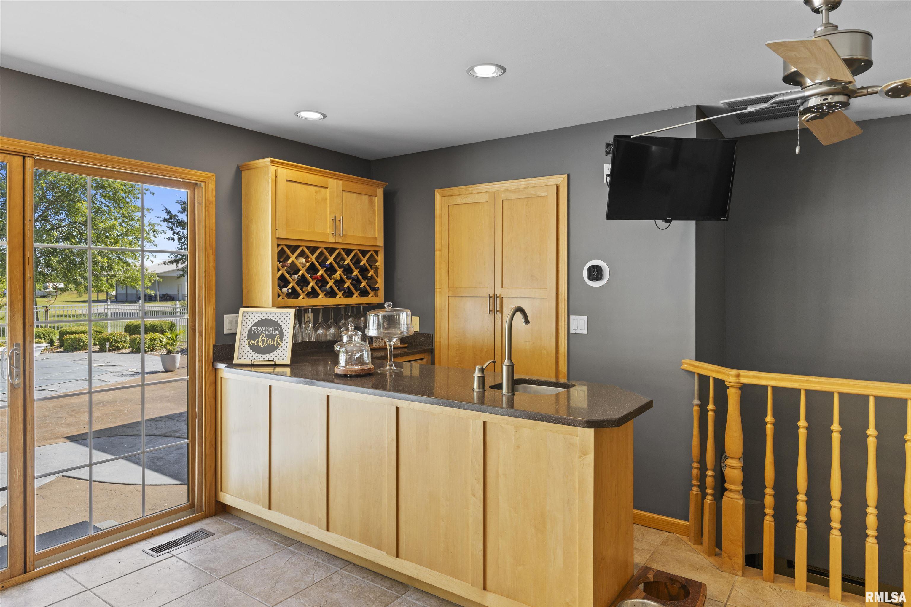13431 South County Line Road West Frankfort, IL 62896 - Photo 10 of 52 Gallery Image 10
