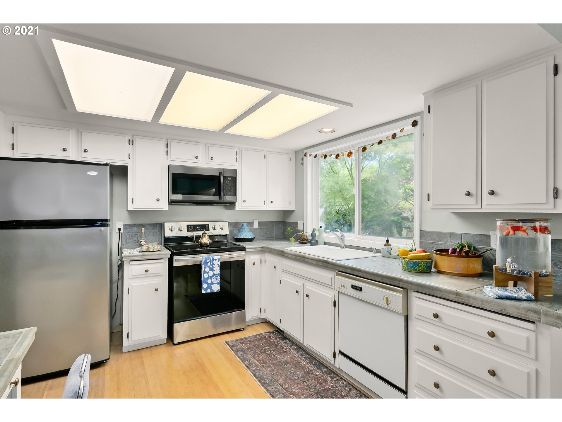 32145 Southwest Armitage Road Wilsonville, OR 97070 - Photo 14 of 32 Gallery Image 14
