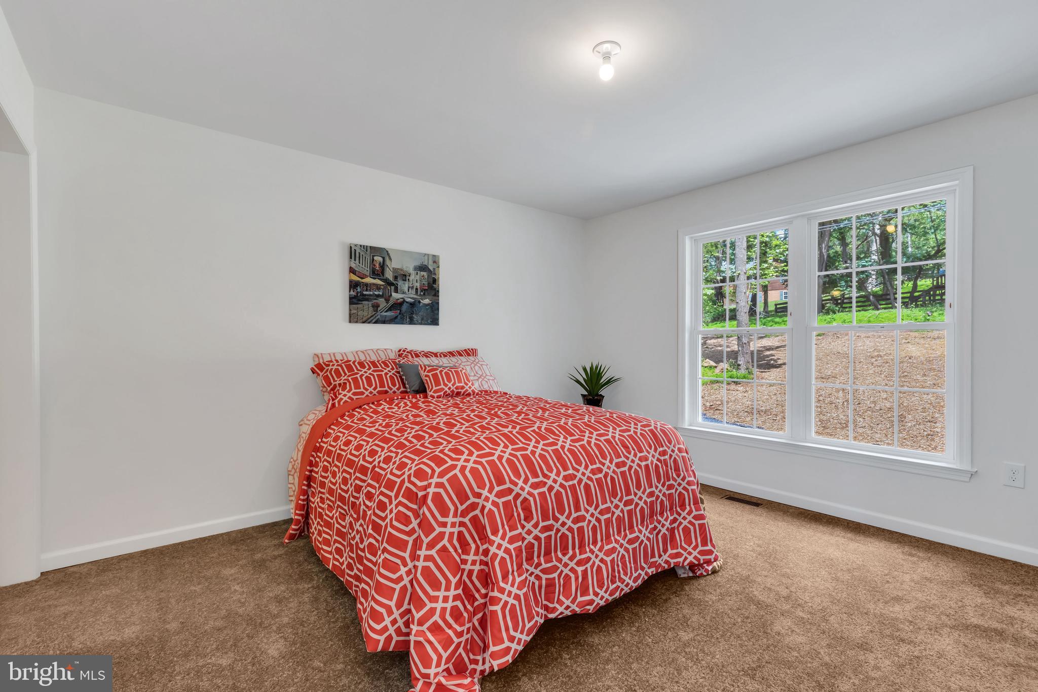 208 Club House Road Front Royal, VA 22630 - Photo 7 of 18 Gallery Image 7