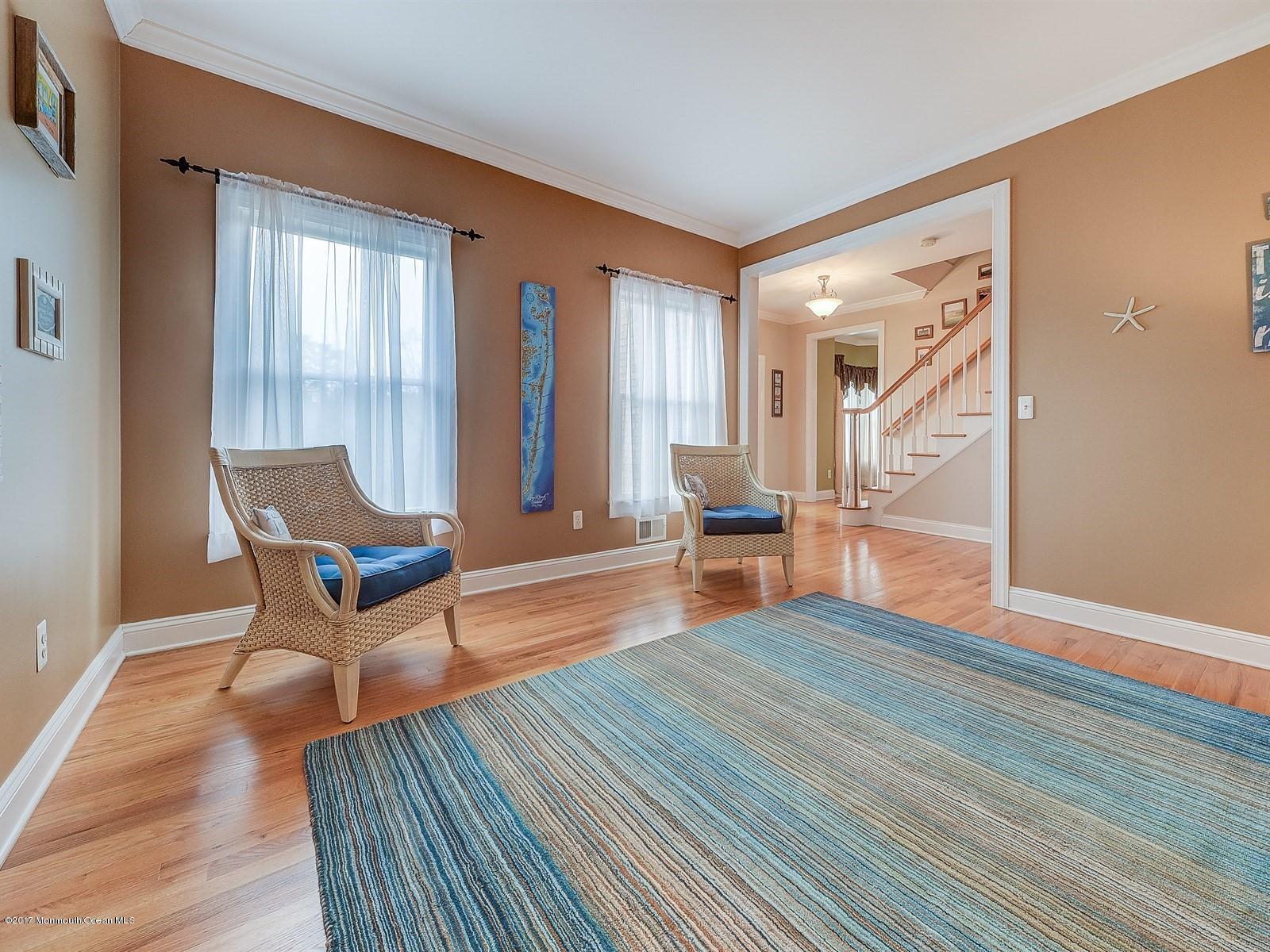 111 Hilltop Road Howell, NJ 07731 - Photo 5 of 23 005_LivingDining