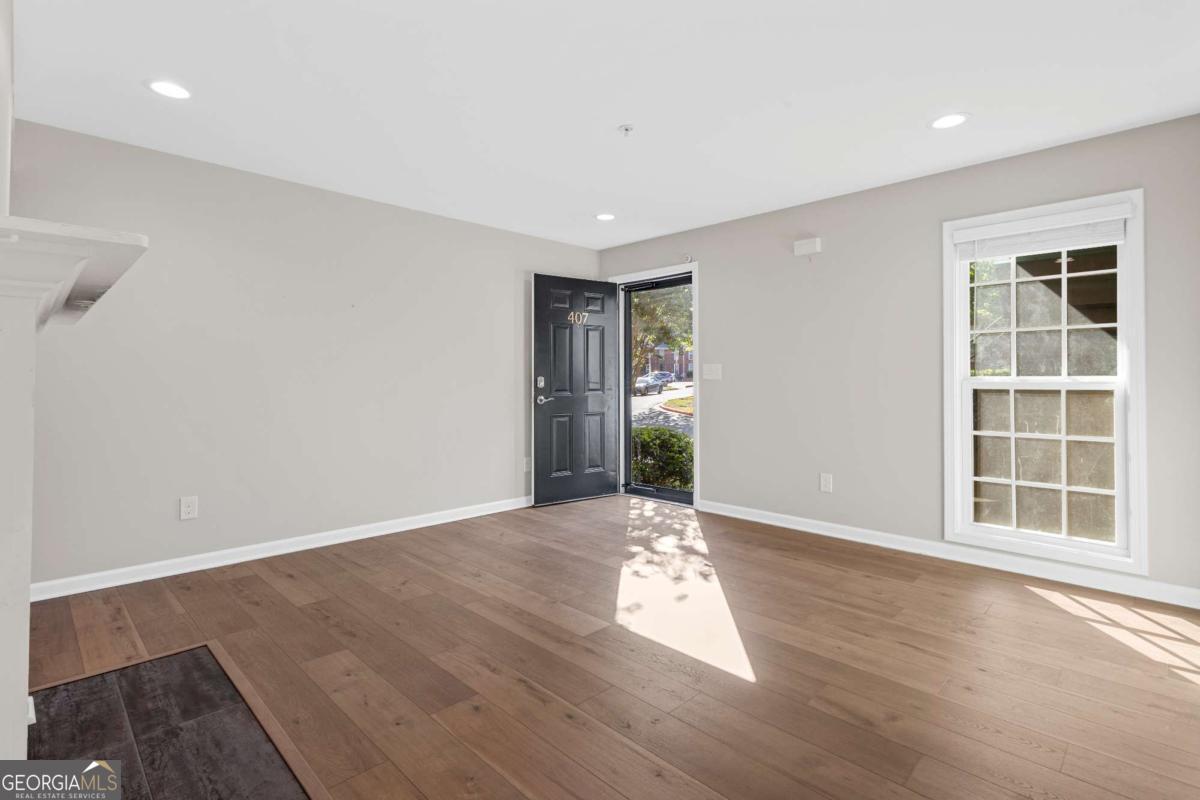 1166 Booth Road Southwest, Unit 407 Marietta, GA 30008 - Photo 2 of 18