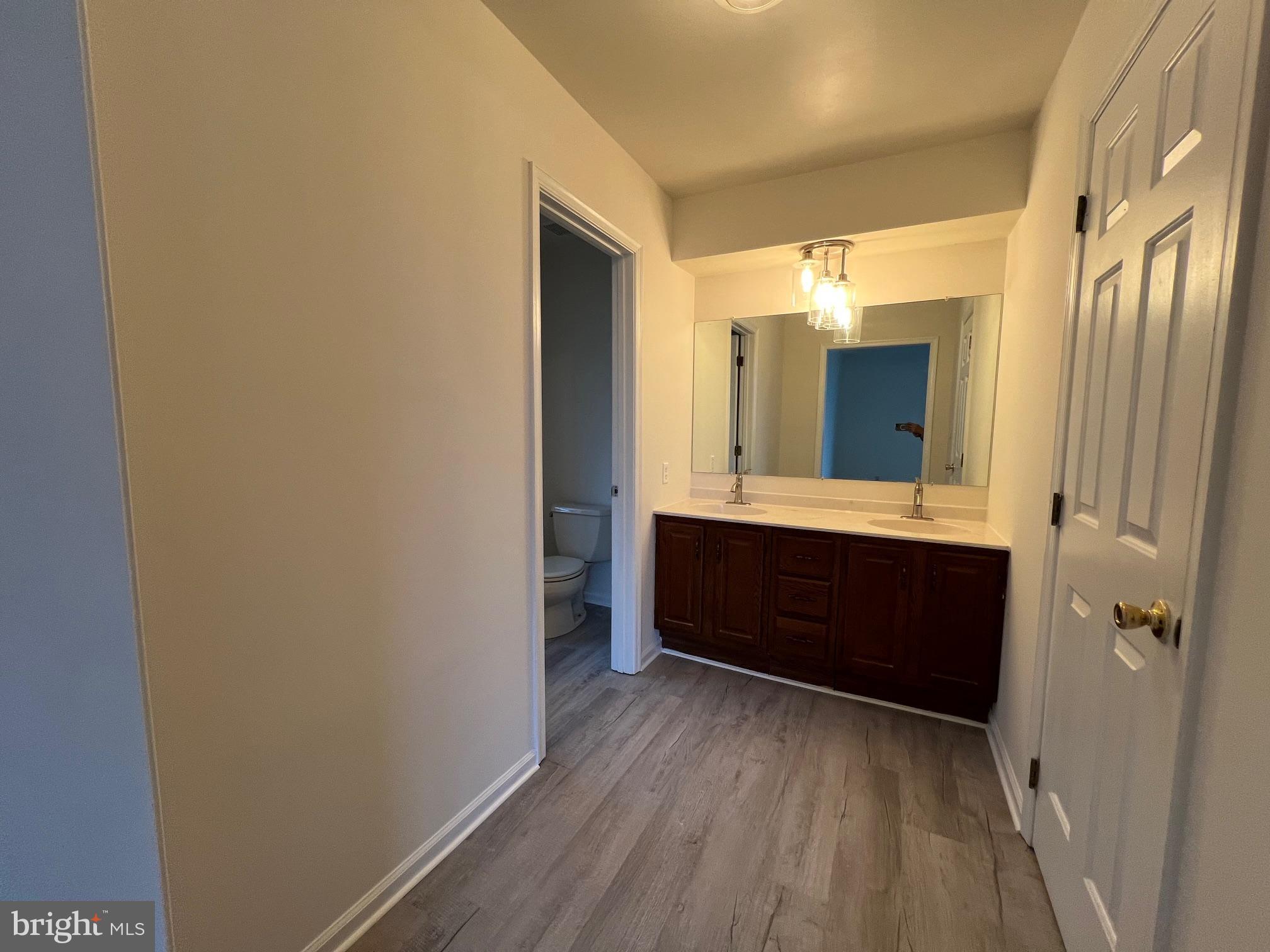 12 Cannon Run Newark, DE 19702 - Photo 12 of 19 Primary Bathroom