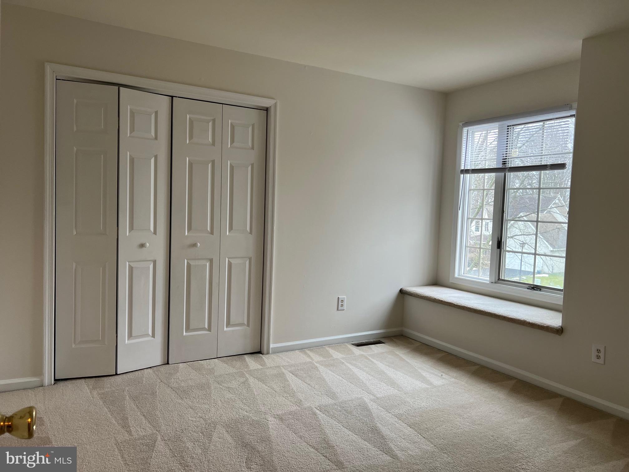 12 Cannon Run Newark, DE 19702 - Photo 17 of 19 Bedroom 3