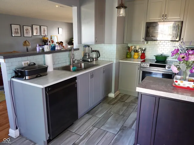 $319,000 | 10436 Waverly Drive, Indianapolis, IN 46234