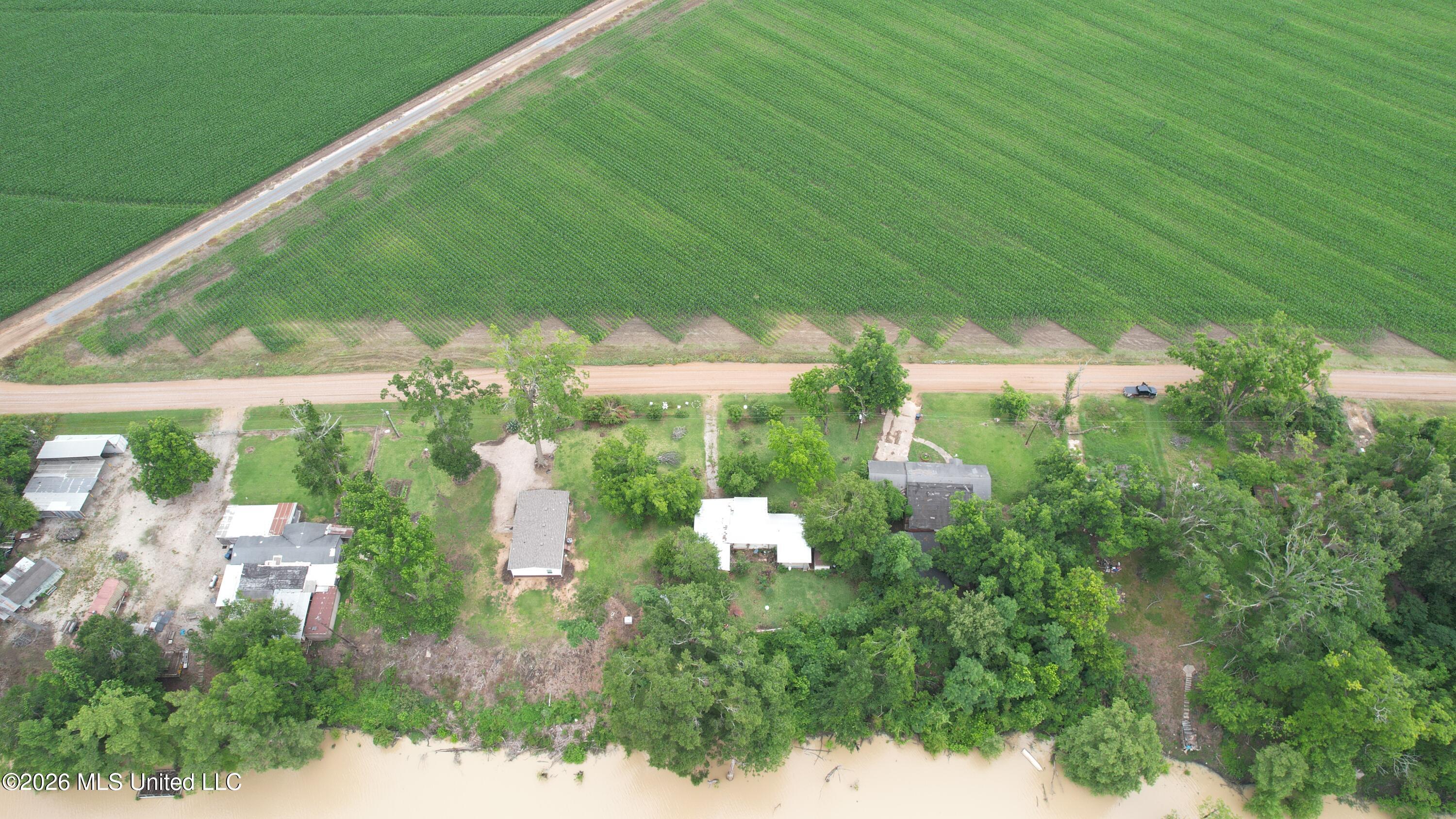 979 Bear Lake Road East Tallulah, LA 71282 - Photo 6 of 22 DJI_0277