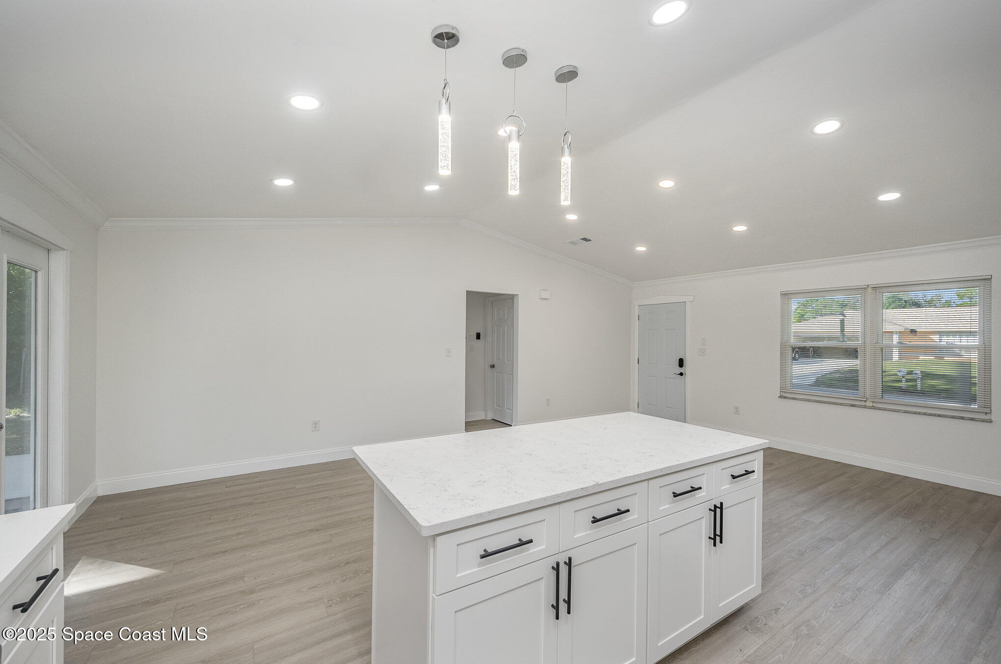 292 Trilby Road Southwest Palm Bay, FL 32908 - Photo 12 of 28 013_file_880