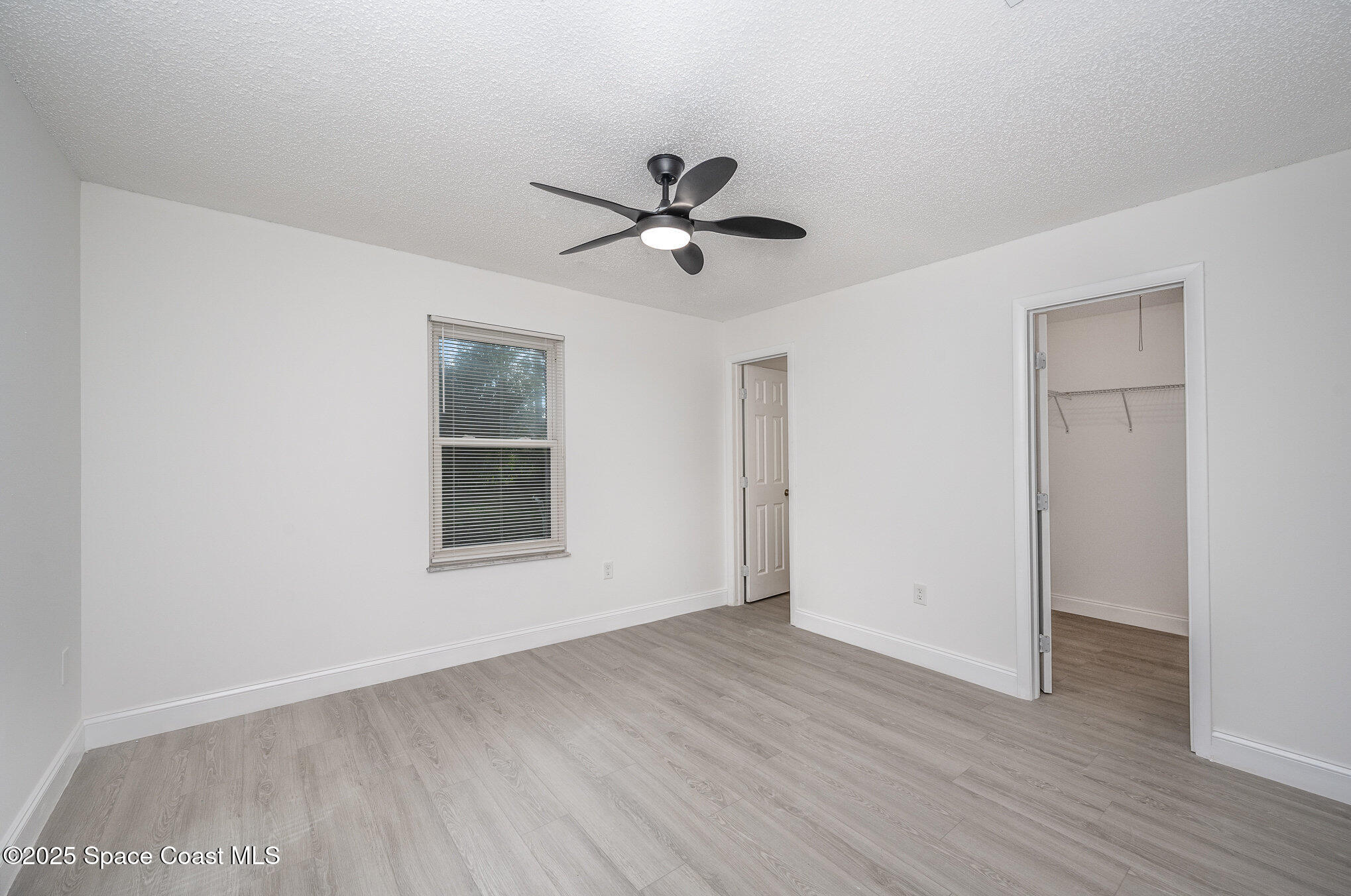 292 Trilby Road Southwest Palm Bay, FL 32908 - Photo 14 of 28 014_file_694