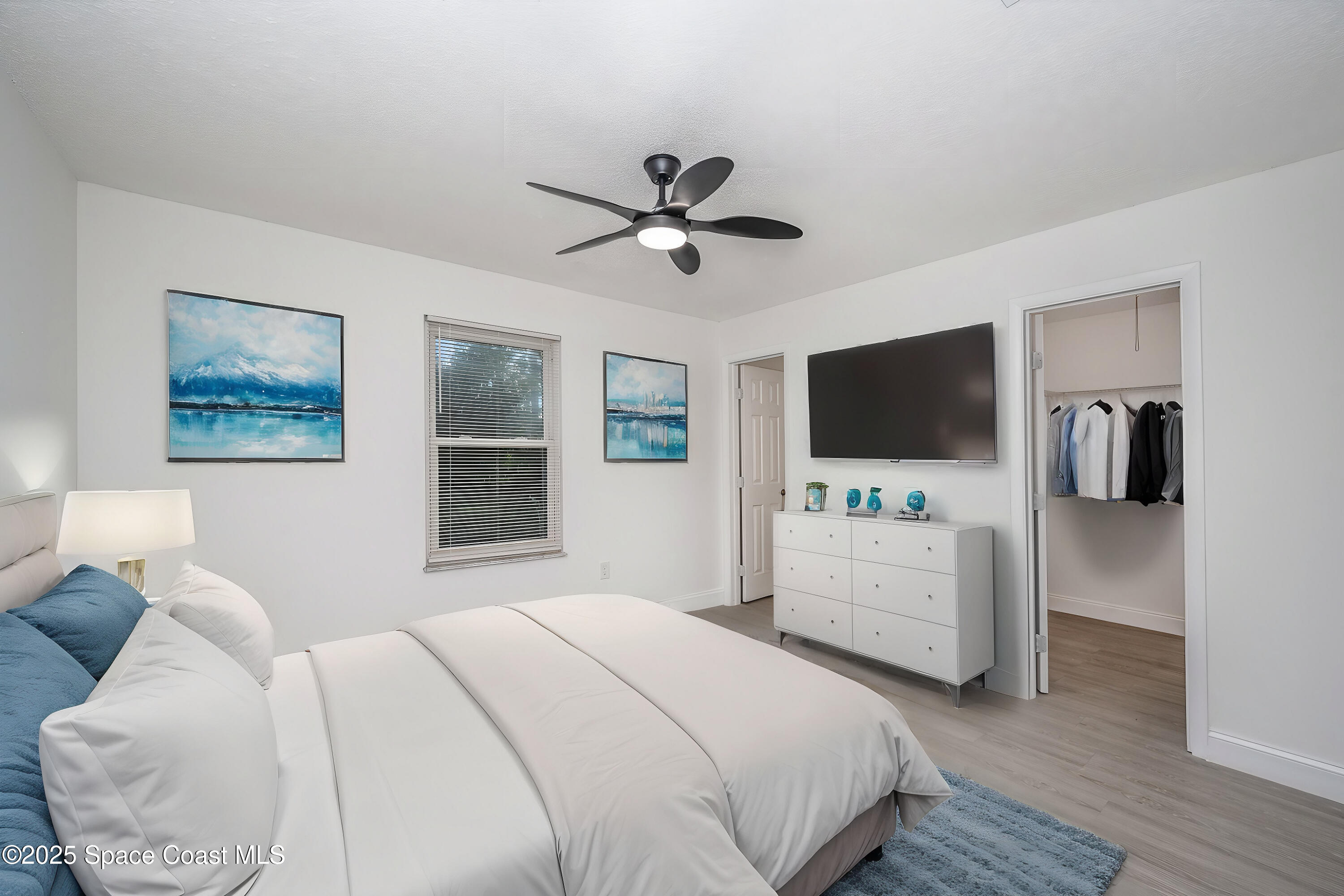 292 Trilby Road Southwest Palm Bay, FL 32908 - Photo 8 of 28 Virtual Staging AI - 014_file_694 - Nove