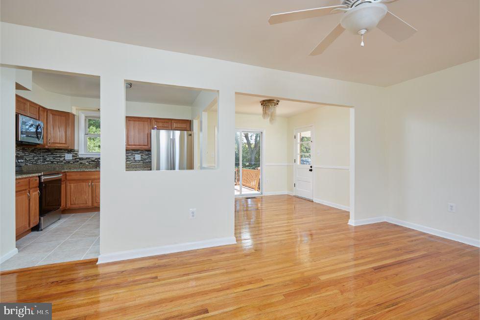 11504 Keystone Avenue Clinton, MD 20735 - Photo 14 of 33 View from Living Room to Kitchen
