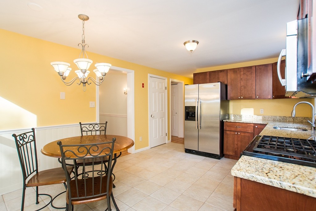 3 Blue Ribbon Lane Medway, MA 02053 - Photo 8 of 25 Gallery Image 8