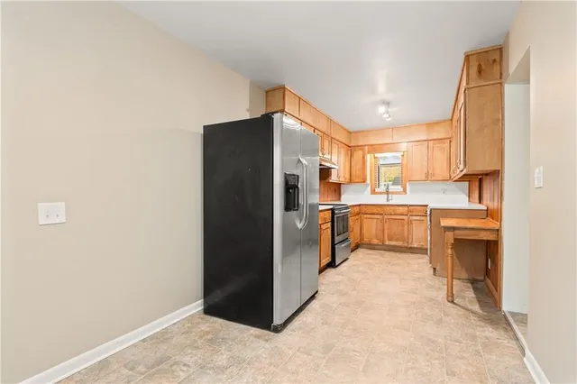 $350,000 | 5212 West 76th Street, Prairie Village, KS 66208