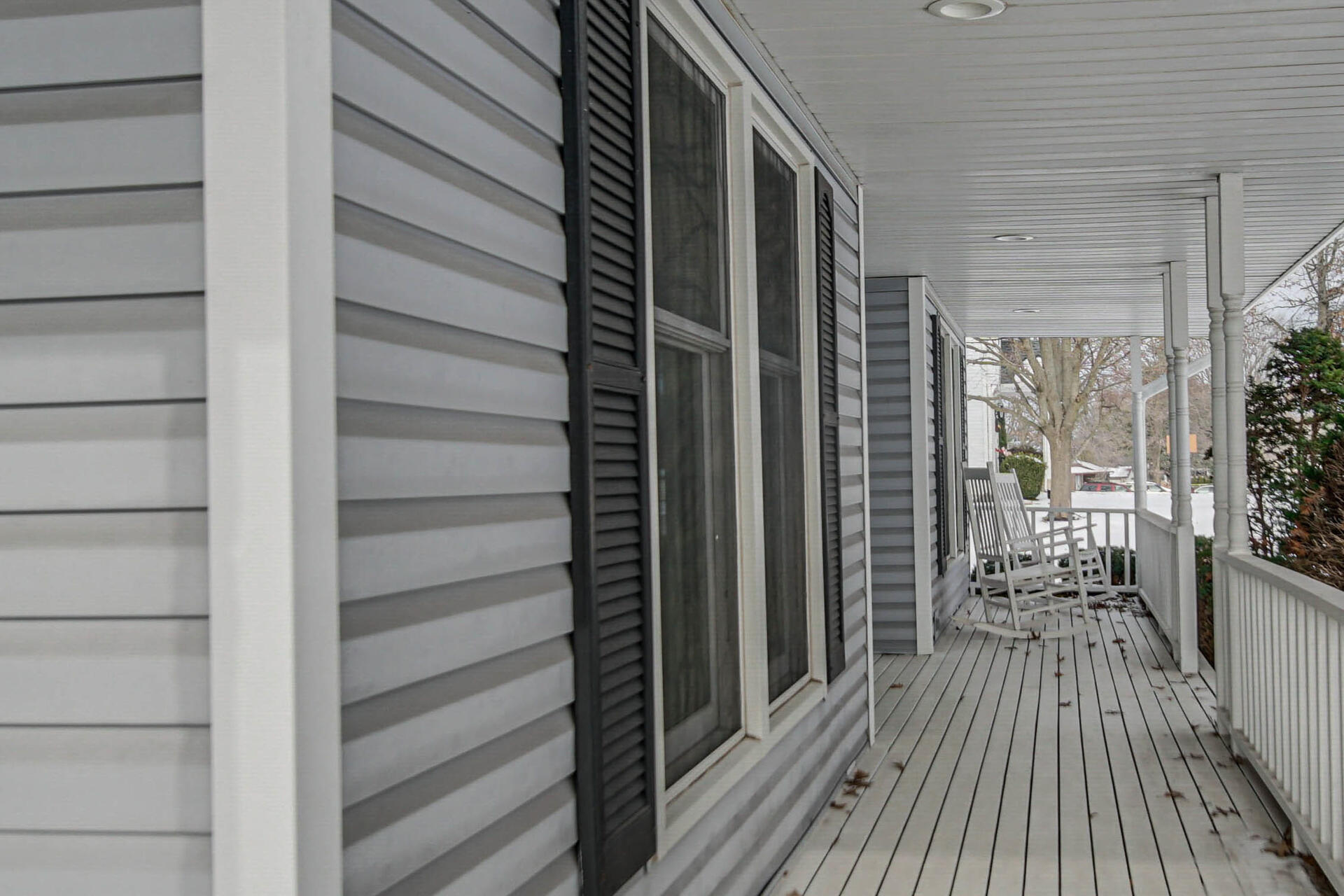 130 Wheatridge Road Valparaiso, IN 46385 - Photo 3 of 38 a view of balcony with wooden floor