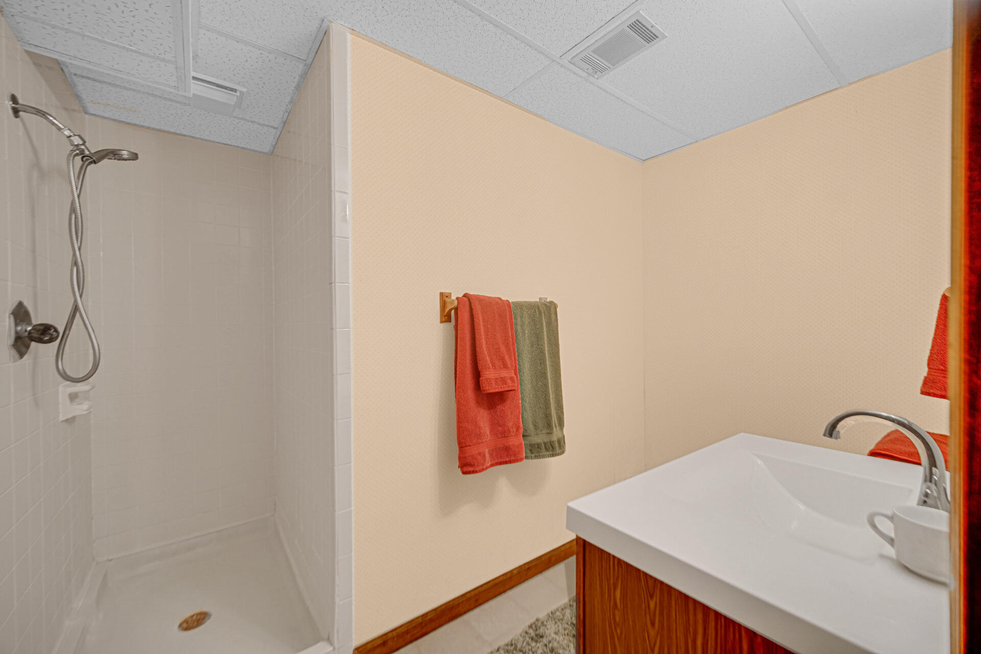 130 Wheatridge Road Valparaiso, IN 46385 - Photo 33 of 38 a bathroom with a shower and a sink