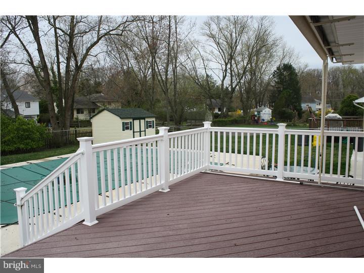 225 Tilford Road Somerdale, NJ 08083 - Photo 6 of 8 Deck