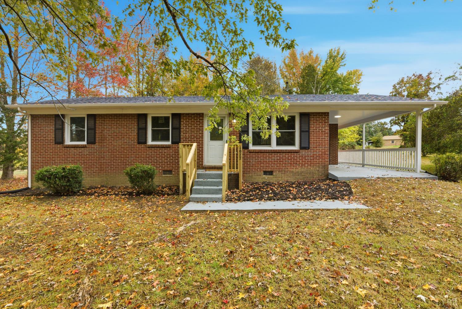 1077 Ringgold Road Ringgold, VA 24586 - Photo 10 of 35