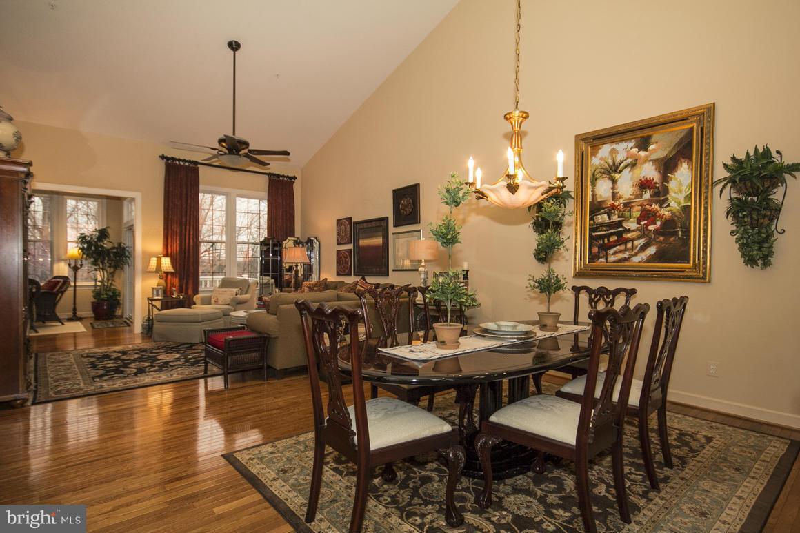 4304 Pearlberry Road Pikesville, MD 21208 - Photo 10 of 30 Dining Room w/ sconces
