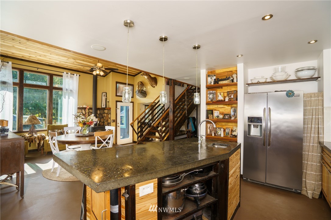 7505 Pipeline Road Sedro-Woolley, WA 98284 - Photo 14 of 40 Gallery Image 14
