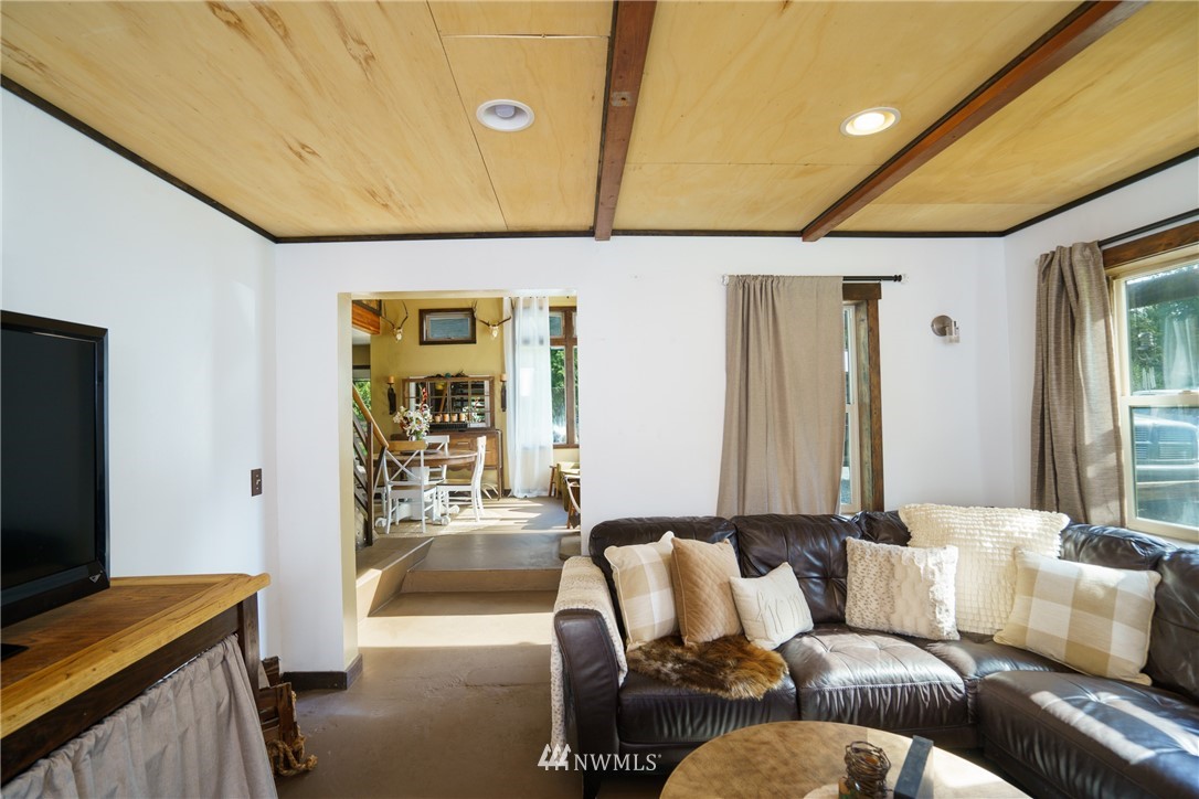 7505 Pipeline Road Sedro-Woolley, WA 98284 - Photo 18 of 40 Gallery Image 18