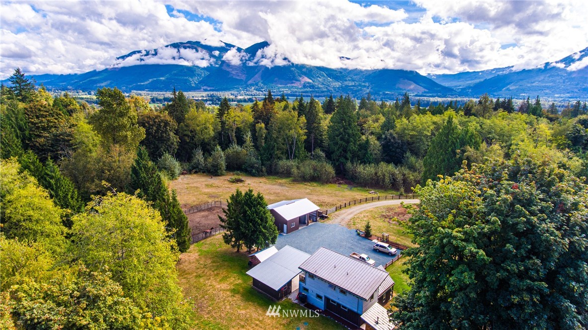 7505 Pipeline Road Sedro-Woolley, WA 98284 - Photo 5 of 40 Gallery Image 5