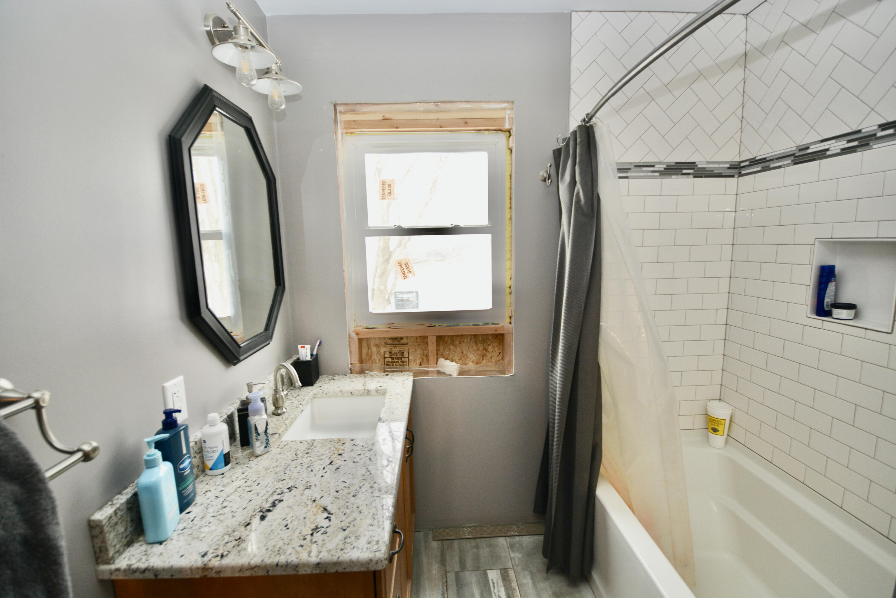 12001 West Donges Bay Road Mequon, WI 53097 - Photo 11 of 33 A62062AC-4739-4476-8937-E81FD1E1851B_1_2