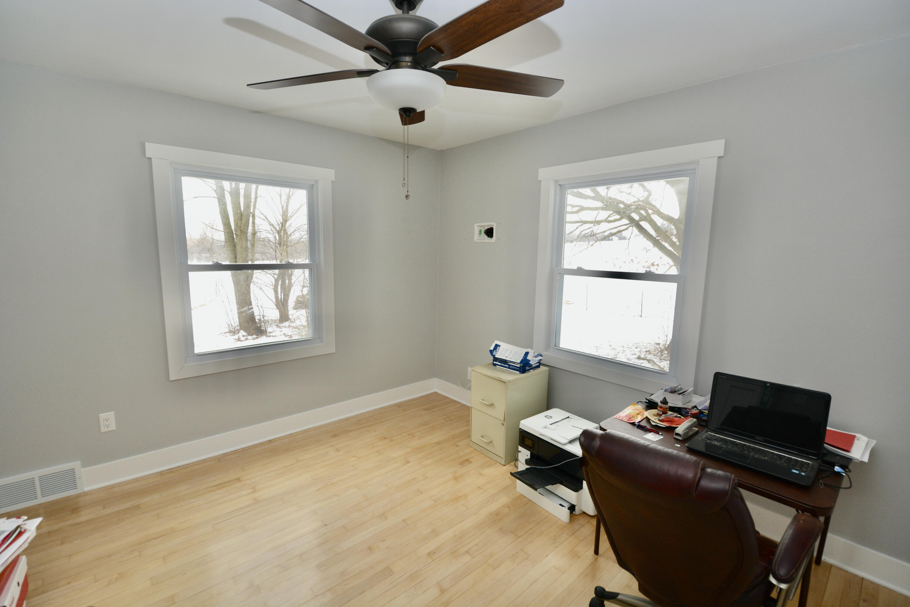 12001 West Donges Bay Road Mequon, WI 53097 - Photo 19 of 33 F0F6B317-2D07-4269-9959-CF7587B1C38D_1_2