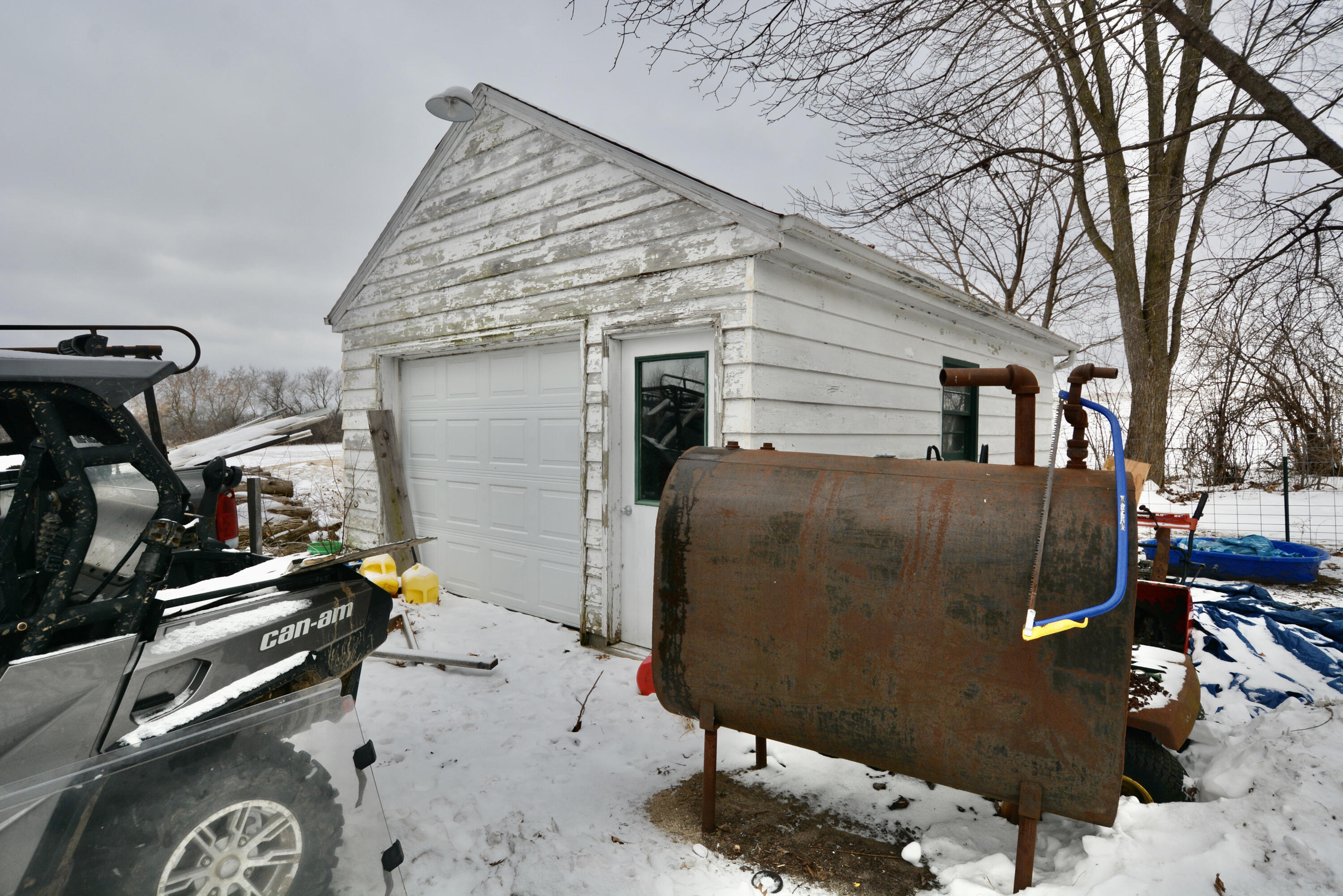 12001 West Donges Bay Road Mequon, WI 53097 - Photo 30 of 33 96FF3960-7CF5-4751-A43C-518EA0B02326_1_2