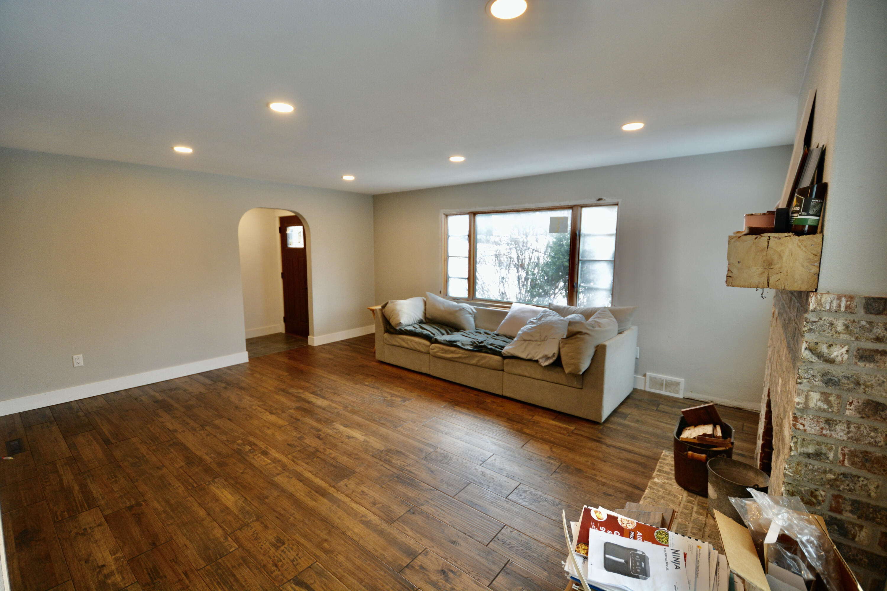 12001 West Donges Bay Road Mequon, WI 53097 - Photo 9 of 33 14F8838C-A61A-498F-A976-FC36E693F994_1_2