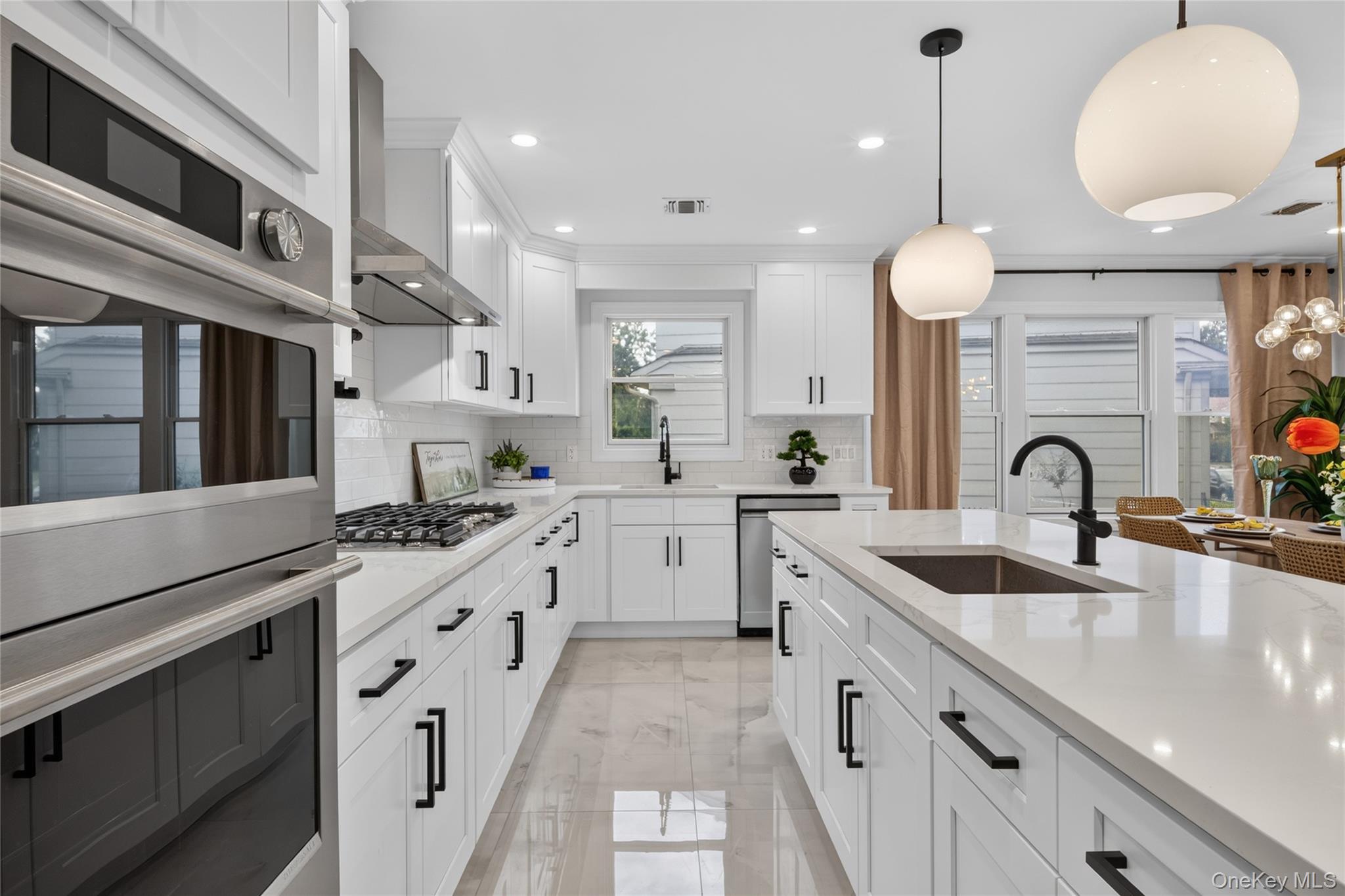 2 Circle Drive Syosset, NY 11791 - Photo 15 of 41 Gallery Image 15