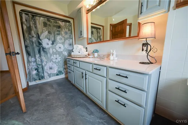 $399,900 | 9260 Latus Road, Paris, NY 13318