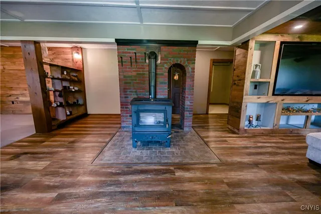 $399,900 | 9260 Latus Road, Paris, NY 13318