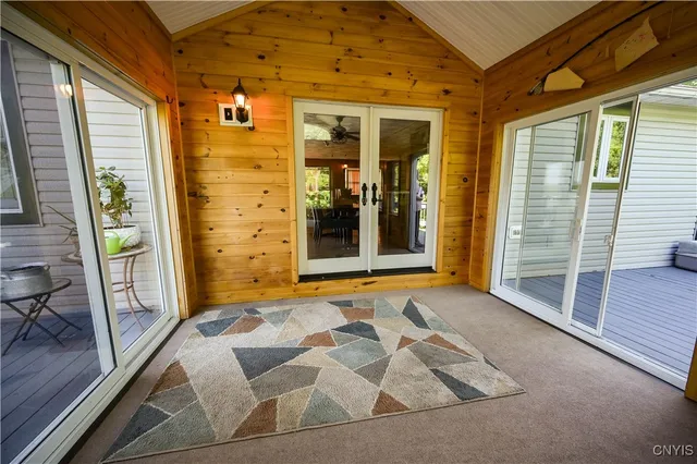 $399,900 | 9260 Latus Road, Paris, NY 13318