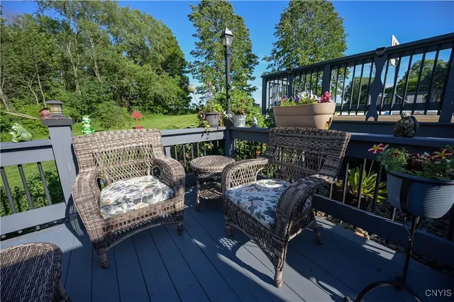 $399,900 | 9260 Latus Road, Paris, NY 13318