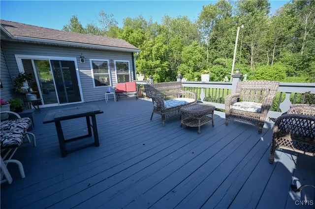 $399,900 | 9260 Latus Road, Paris, NY 13318