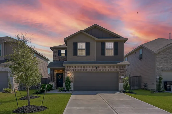 $259,900 | 16415 Big Hickory Drive, Conroe, TX 77302