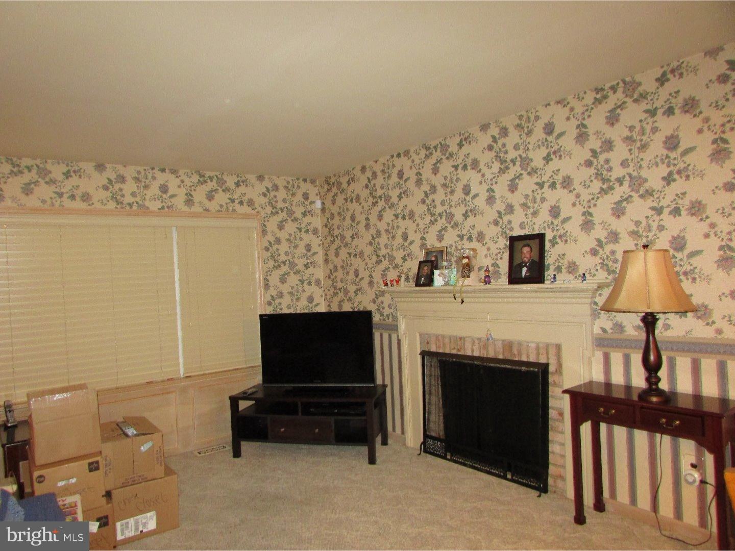772 Woodlane Road Edgewater Park, NJ 08010 - Photo 15 of 24 Living Room