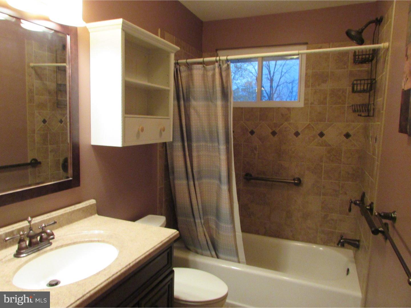 772 Woodlane Road Edgewater Park, NJ 08010 - Photo 21 of 24 Bathroom