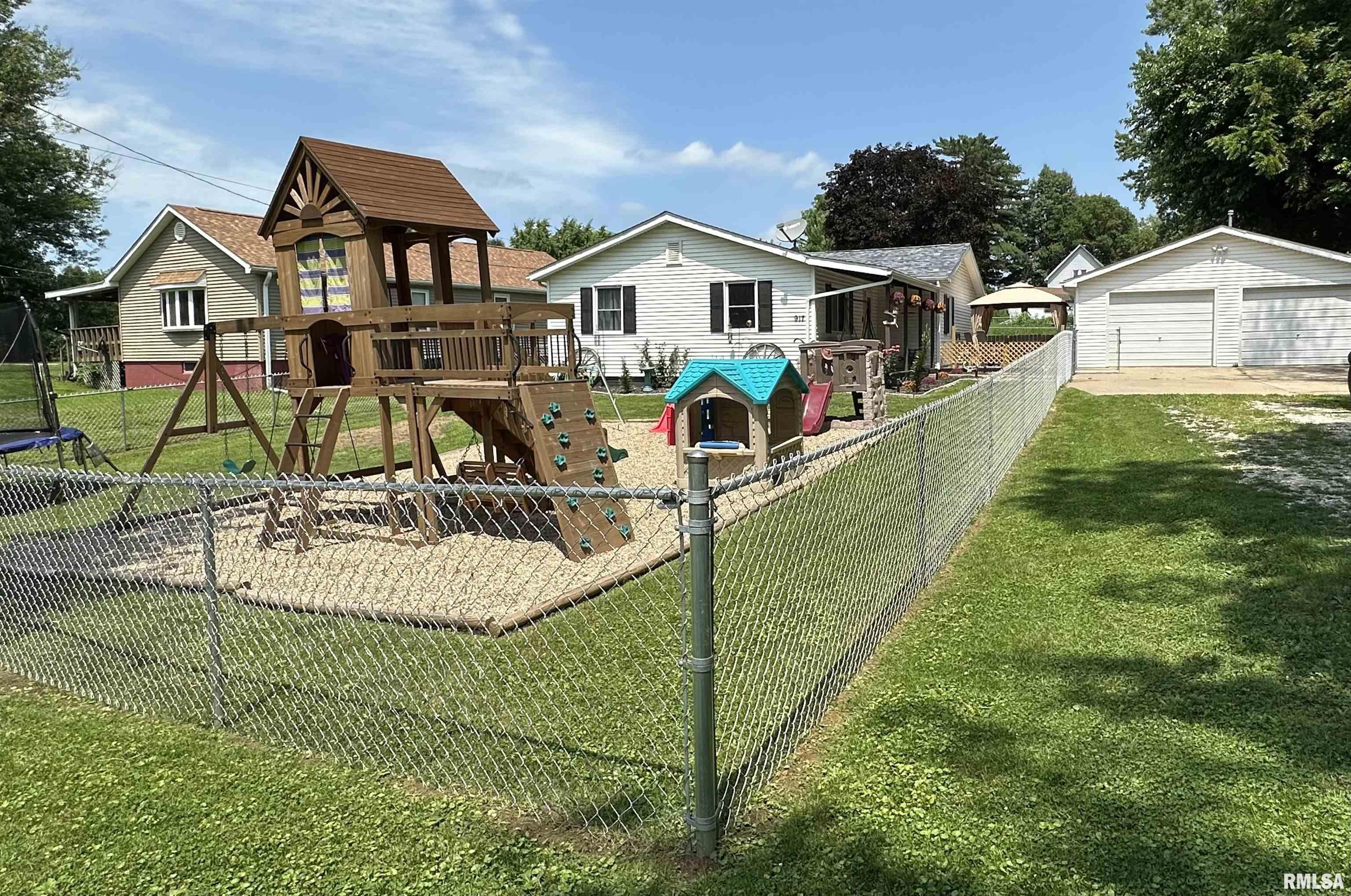 917 West Locust Street Canton, IL 61520 - Photo 11 of 11