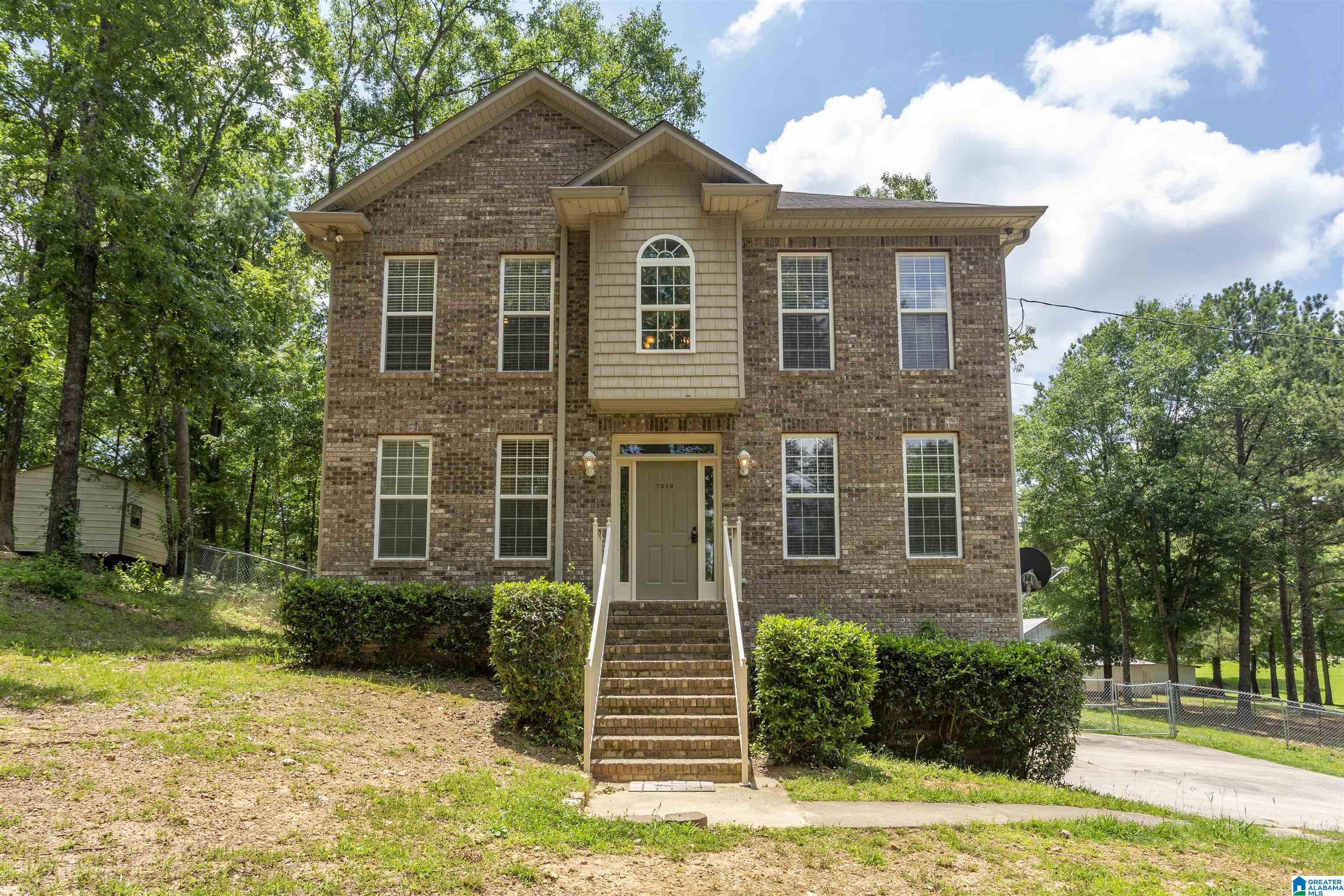 7050 Harpers Dairy Loop Bessemer, AL 35022 - Photo 2 of 73