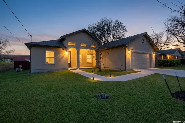 $424,900 | 8366 Ventura Boulevard, Selma, TX 78154