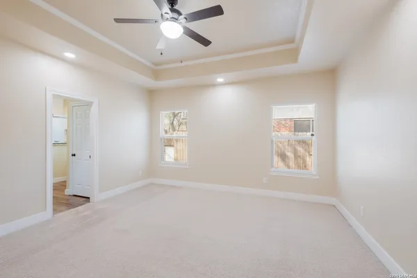 $424,900 | 8366 Ventura Boulevard, Selma, TX 78154