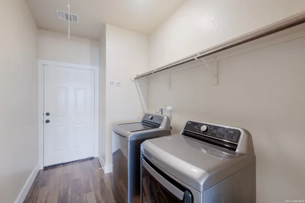 $424,900 | 8366 Ventura Boulevard, Selma, TX 78154