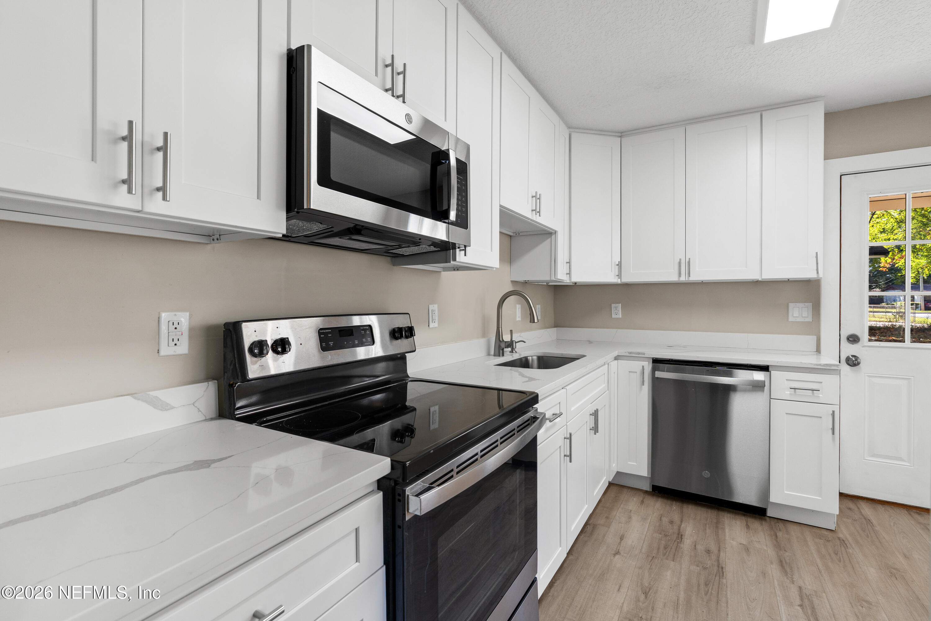 1169 Comanche Street Jacksonville, FL 32205 - Photo 10 of 29 kitchen 3